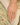Billedet viser et smukt Ora armbånd med en elegant og moderne stil, lavet af kvalitetsmaterialer og designet til at tilføje et sofistikeret touch til ethvert outfit.