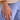 Billedet viser en hvid Cuesta ring med en elegant, minimalistisk design. Ringen har en glat overflade og er lavet af et skinnende materiale, der fremhæver dens enkle skønhed.