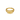 Billedet viser en guldfarvet ring med et elegant og minimalistisk design. Ringen har en glat overflade og en halvcirkelformet struktur, der giver et moderne udtryk.