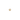 Billedet viser en enkelt guldørering med et elegant og moderne design. Øreringen har en glat overflade og en minimalistisk stil, der passer til enhver lejlighed.