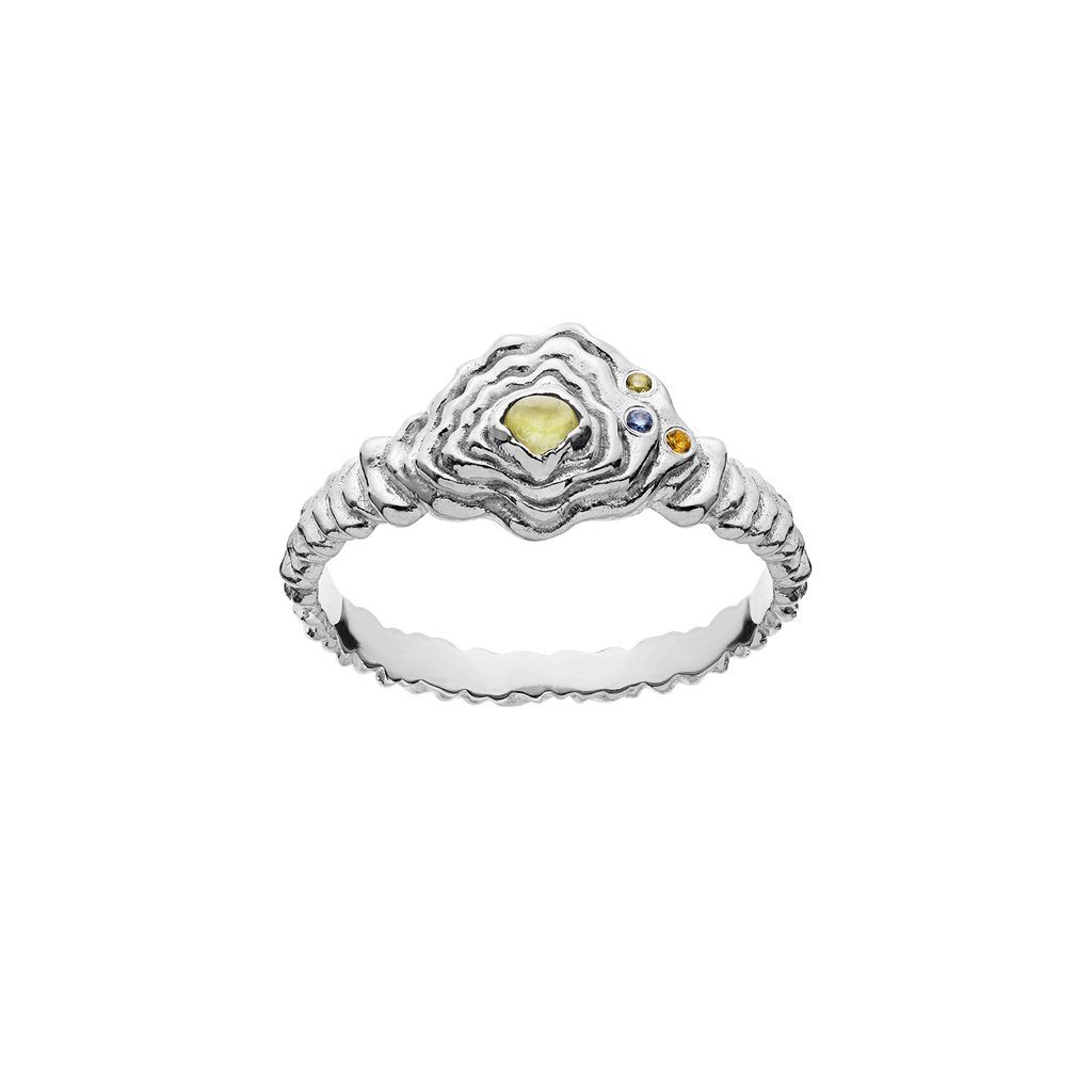 Aia Ring